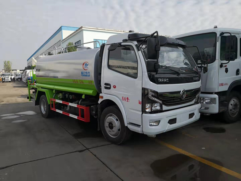 國六東風凱普特五方灑水車