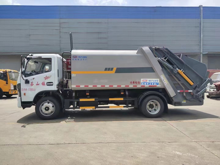 國六東風多利卡10方壓縮垃圾車_10方壓縮垃圾車價格_壓縮垃圾車廠家_程力壓縮垃圾車廠